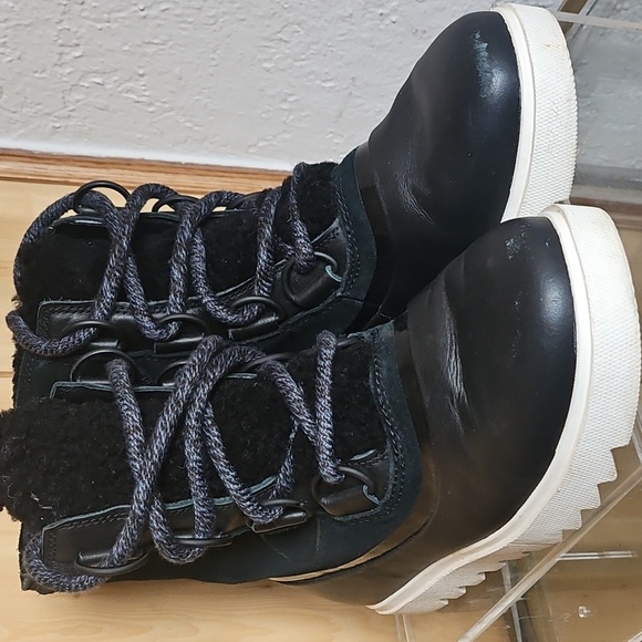 SOREL Joan of Arctic Next Lite Waterproof Wedge Snow Boot (Women) - Size 7 - Picture 4 of 12